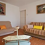 43 Pula