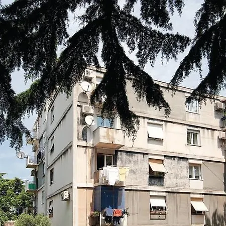 43 * Pula
